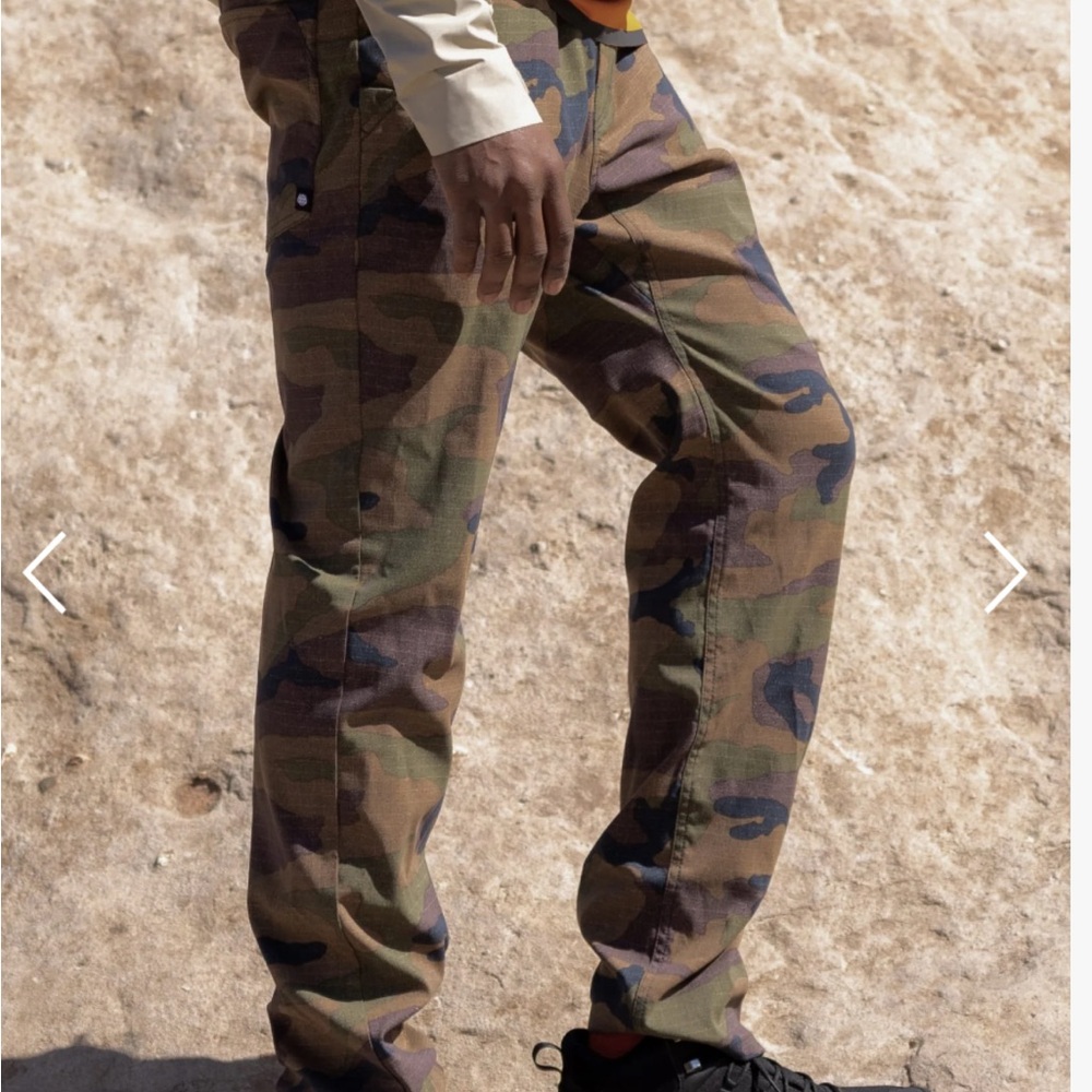 Everywhere Collection Camouflage Slim Fit Pants